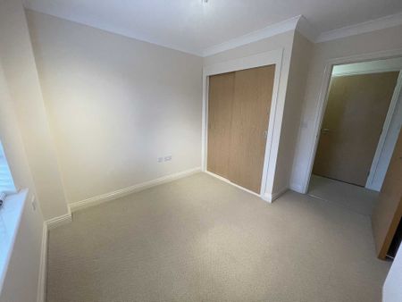 Peel Court, Pangbourne - Photo 2