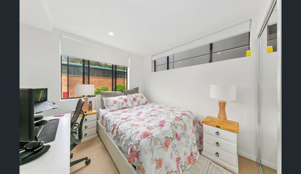 Stunning 2-Bedroom Apartment in Prestigious Jade Apartments - Photo 1