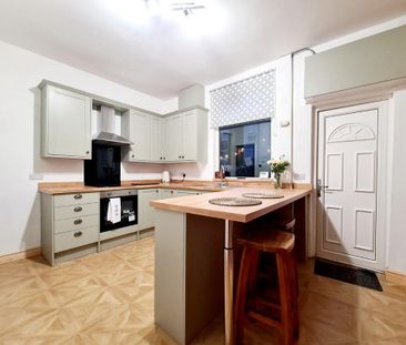 2 bedroom terraced house to rent - Photo 3