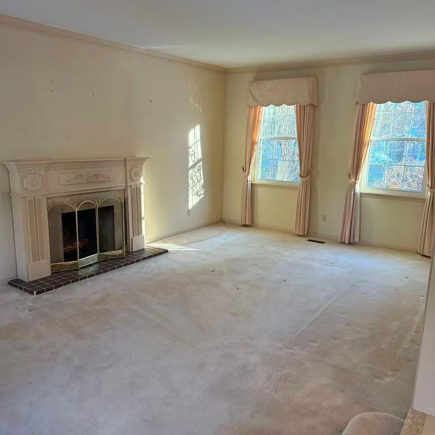 For Lease - 23 Briarwood Road, Markham, Ontario - Photo 1