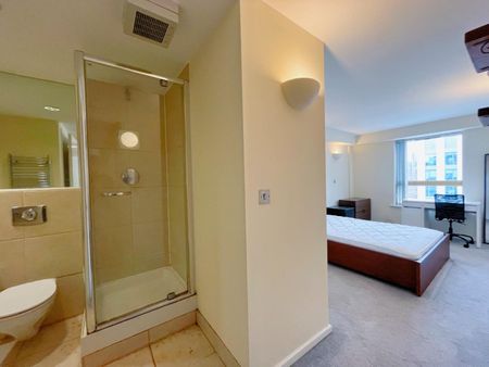 2 bedroom Flat To Let - Photo 4