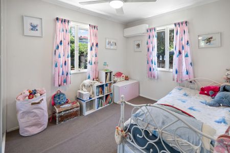 Designed With Lifestyle Mind! A Must See. - Photo 5