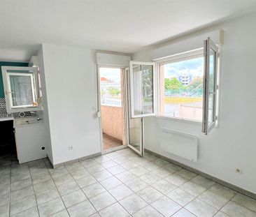 Location Appartement 2 pièces 48m² CLERMONT FERRAND 63000 - Photo 3