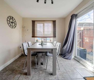 Thatcham, Berkshire, RG19 - Photo 2