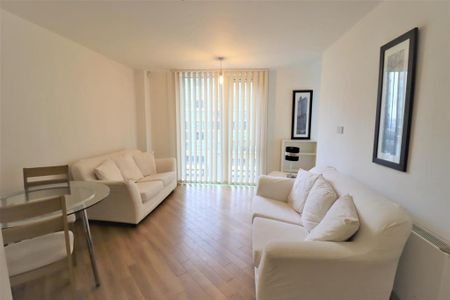 1 bedroom apartment to rent - Photo 2