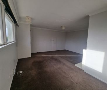 Charming on Hillary - Photo 1