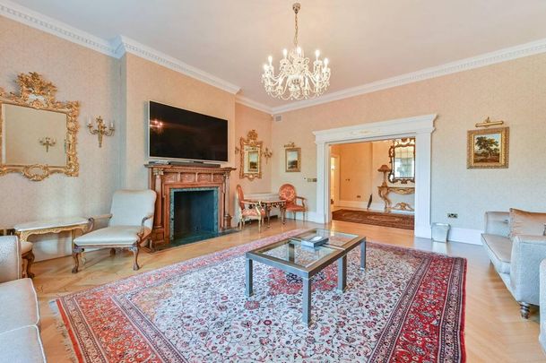 4 bedroom flat to rent - Photo 1