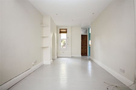 Ullswater Road, London, SE27 0AL - Photo 2