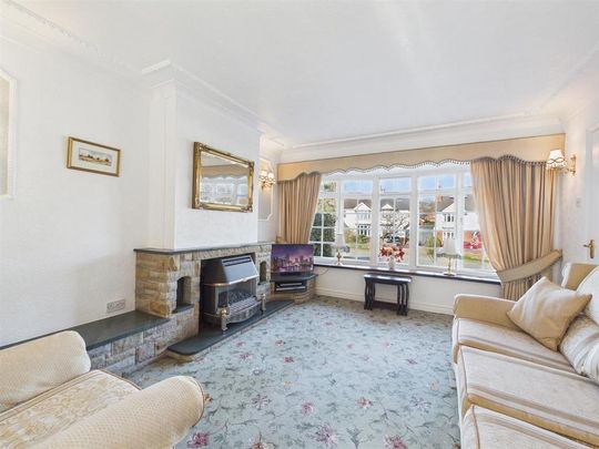 3 bedroom link detached house to rent - Photo 1