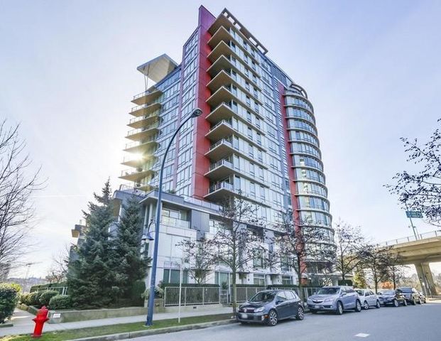 Cooper's Pointe | 980 Cooperage Way, Vancouver - Photo 1