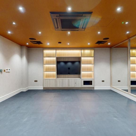 Studio to rent - Photo 1