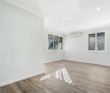 LIVING AT ITS BEST – SPACIOUS FAMILY HOME IN PRIME GREYSTANES LOCATION - Photo 3