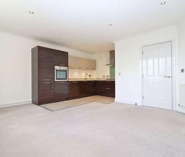 Langley Road, Surbiton, KT6 - Photo 2
