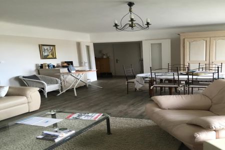 AVIGNON Proche centre ville appartement type 4 au 1er étage - Photo 3