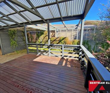 Stunning 5 Bedroom home! - Photo 6