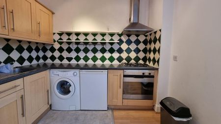 1 bedroom flat to rent - Photo 4