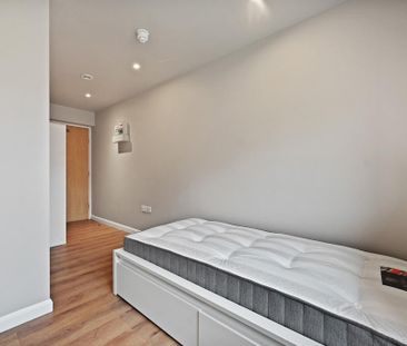 1 bedroom house of multiple occupation to rent - Photo 2