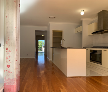 36 Elimatta Avenue, Jordan Springs, NSW - Photo 3