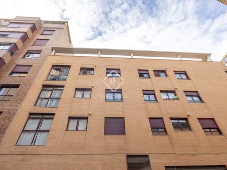 Valencia, Valencian Community 46011 - Photo 5