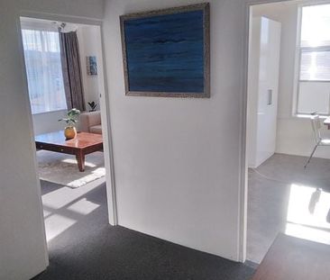 Sunny, spacious and peaceful in St Kilda - Photo 6