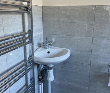 2 bedroom cottage to rent - Photo 1