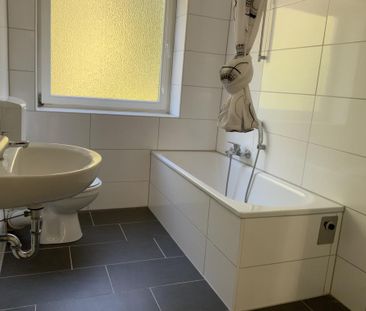 Charmante 3-Zimmer-Etagenwohnung in Recklinghausen  77,86 m² mit B... - Photo 2