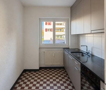 Helle 3.5-Zimmerwohnung mit verglastem Balkon in Liebefeld - Foto 4