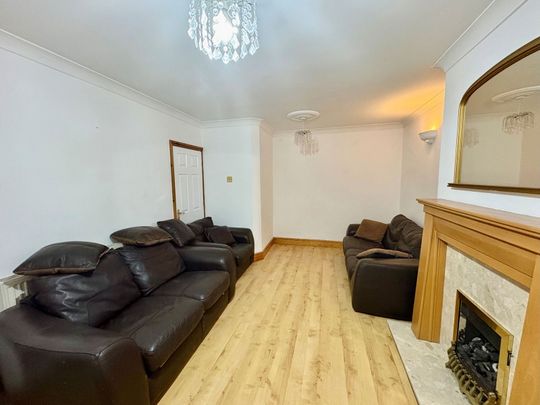 Beddow Avenue, Bilston, WV14 9EG - Photo 1