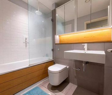 2 bedroom flat to rent - Photo 5