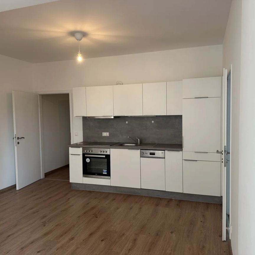 Sonnige Wohnung- Nähe Zentrum und dem Bahnhof- nur 16 min. mit der S-Bahn zur U6 - Photo 1