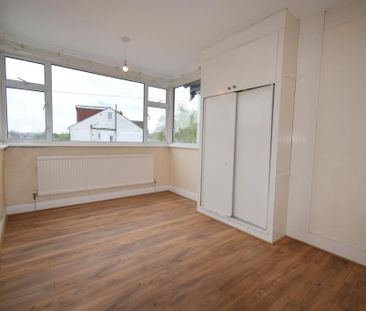 6 bedroom semi-detached house to rent - Photo 3