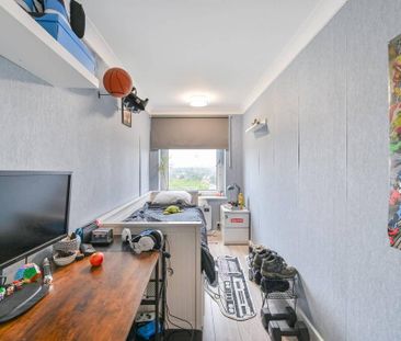 3 bedroom flat to rent - Photo 6