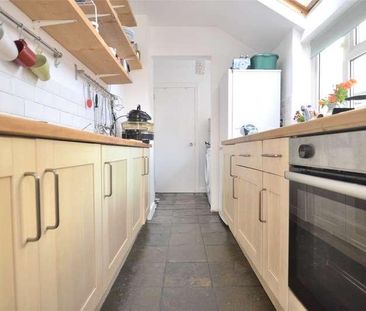 Central Road, Stroud, Gloucestershire, GL5 - Photo 4