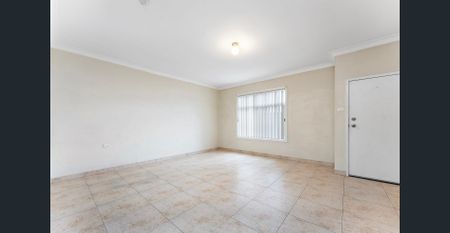 Modern, Low-Maintenance Living in Prime Location - Photo 5