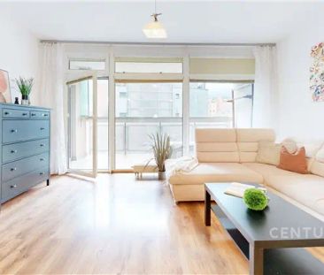 Pronájem světlého moderně zařízeného bytu 3+kk v klidné části Liber... - Photo 3