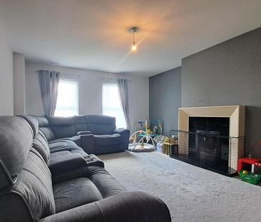 104 Bishopshill, Dromore, BT25 1FL - Photo 1