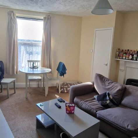 3 bedroom house share to rent - Photo 1