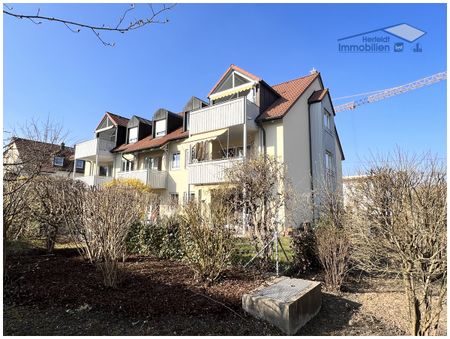 Schöne, renovierte 3-Zimmer-Wohnung mit Süd-West-Balkon, Einbauküche & TG-Stellplatz in ruhiger Lage - Photo 5