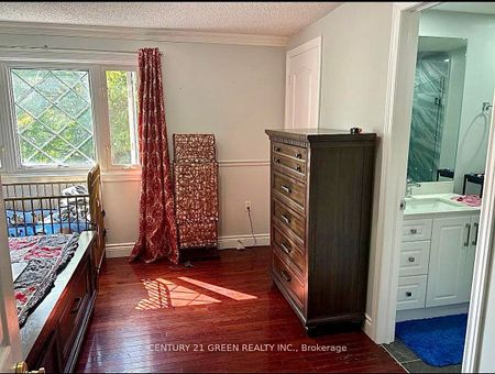 For Lease - 6335 Plowmans Heath Drive Unit# Upper, Mississauga, Ontario - Photo 3