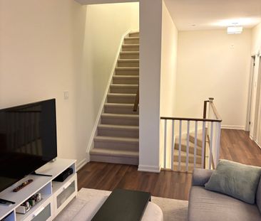 For Lease - 487 Queen Street Unit# 308, Newmarket, Ontario - Photo 4