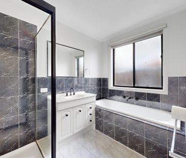 Beautiful and Functional Family Sized Home - Photo 6