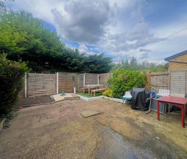 4 bedroom house share to rent - Photo 3