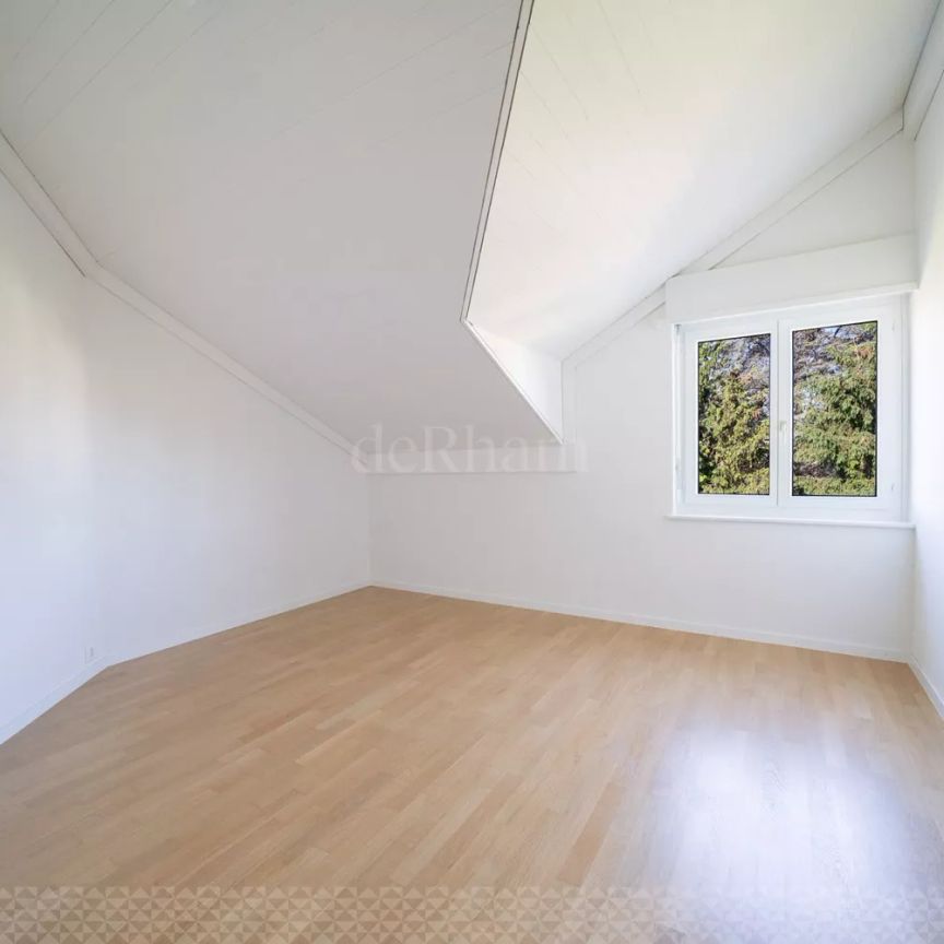 Appartement duplex 5.5 pièces entièrement rénové - Foto 1