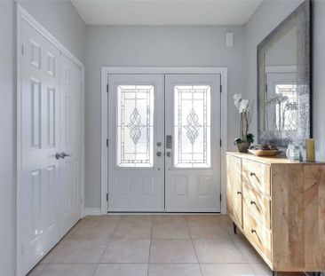 For Lease - 18 Silvercreek Crescent Unit# Upper, Barrie, Ontario - Photo 3