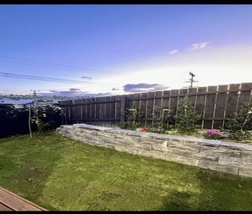 Spacious 4-Bedroom Home in Northcote – Super Conve - Photo 1