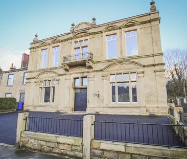 The Old Conservative Club, Irwell Terrace, Bacup - Photo 1