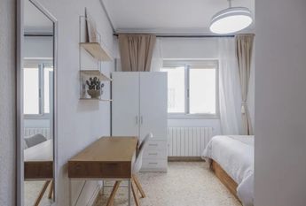 Plaça de Bisbe Benlloch, Torrent, Valencian Community 46900