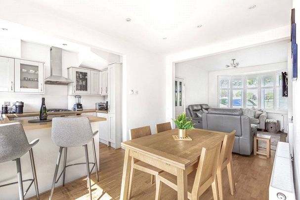 Powder Mill Lane, Twickenham, TW2 6EG - Photo 1