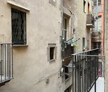 Carrer de Corretger, Barcelona, Catalonia 08003 - Photo 2