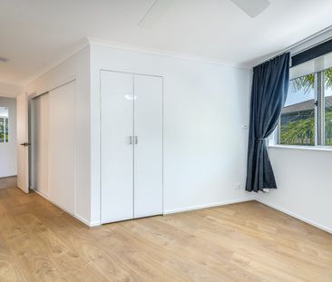 Beautifully Renovated Apartment On The Water! - Photo 3